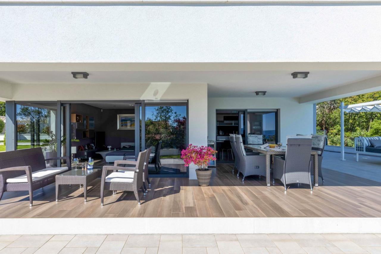 Villa Rina - Luxury Holiday Home تْسْغيكفانِتْسا المظهر الخارجي الصورة