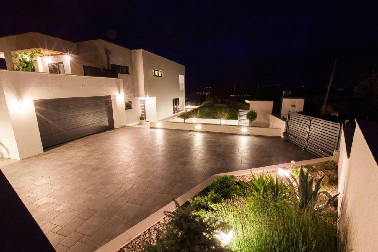Villa Rina - Luxury Holiday Home تْسْغيكفانِتْسا المظهر الخارجي الصورة